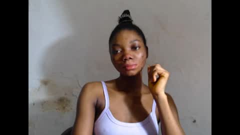 Snapshot of prettysexy6 chatting on 05/02/26, 12:21 prettysexy6 online show from 05/02/26, 12:21