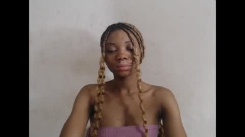 Snapshot of prettysexy6 chatting on 05/29/26, 10:35 prettysexy6 online show from 05/29/26, 10:35