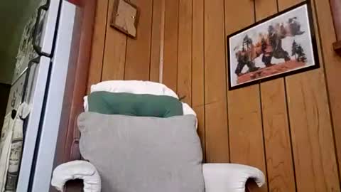 prettysolidd7 online show from 12/01/24, 11:36