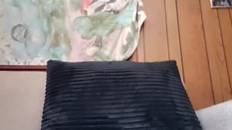 prettysolidd7 online show from 02/06/25, 11:26