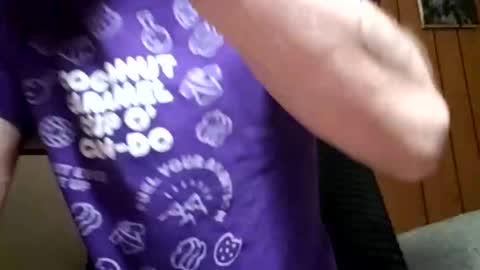 prettysolidd7 online show from 02/09/25, 08:33