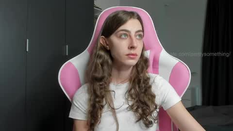 Sophie  next stream will be at Monday  i will wait you guys  online show from 04/25/26, 02:14