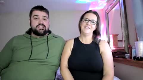 prettystarmn online show from 11/17/25, 04:07