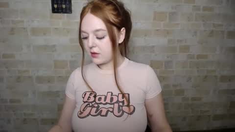 Snapshot of prettyvalerii_ chatting on 02/15/25, 04:25 Valeri online show from 02/15/25, 04:25