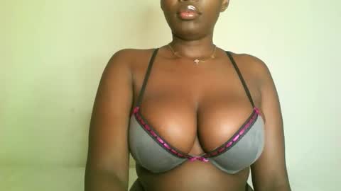 prettyvishy online show from 02/12/26, 02:28