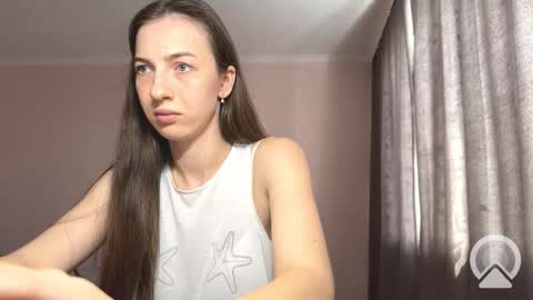 prettyyy_angel online show from 10/17/25, 08:50