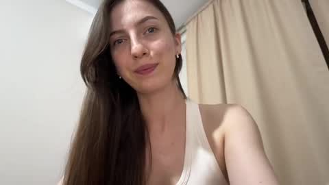 prettyyy_angel online show from 06/01/26, 06:20