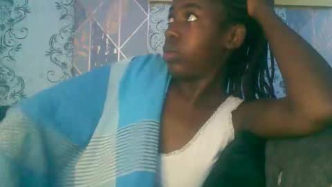 prettyzuzu online show from 10/29/25, 03:20