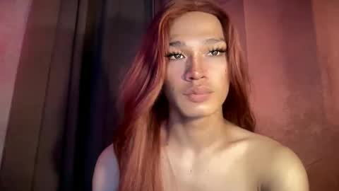 Snapshot of pricelessbeautyxxx chatting on 01/08/26, 05:54 TINA online show from 01/08/26, 05:54