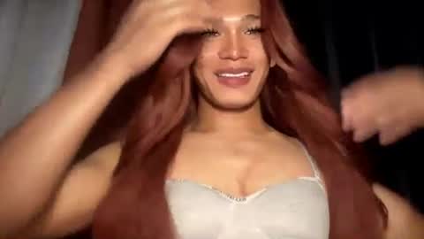 Snapshot of pricelessbeautyxxx chatting on 02/04/26, 01:17 TINA online show from 02/04/26, 01:17