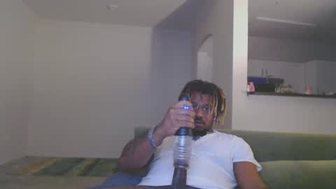 Snapshot of primeflexin210 chatting on 12/21/25, 01:02 prime online show from 12/21/25, 01:02