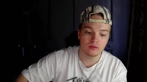 Snapshot of princ4real chatting on 03/05/25, 01:17 prince online show from 03/05/25, 01:17