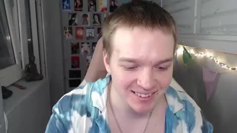 Snapshot of princ4real chatting on 03/08/25, 03:13 prince online show from 03/08/25, 03:13