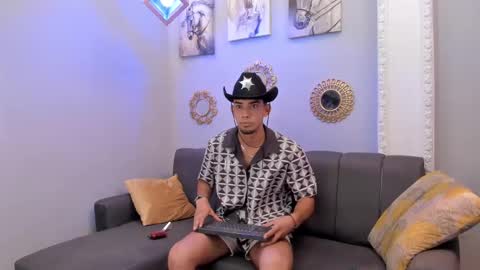 prince_arthur77 online show from 02/09/25, 03:45