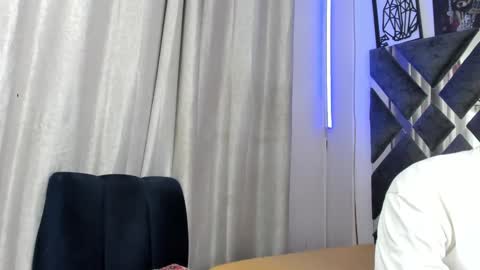 prince_arthur77 online show from 10/19/25, 01:34