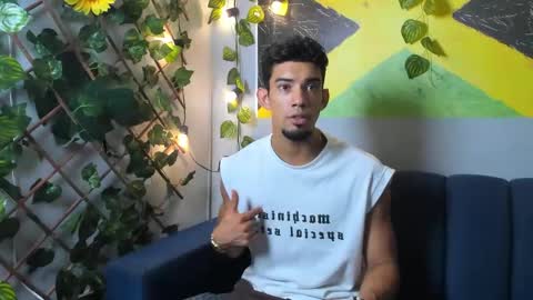 prince_arthur77 online show from 10/24/25, 02:13