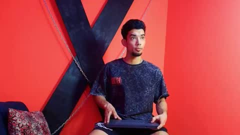 prince_arthur77 online show from 02/05/26, 02:33