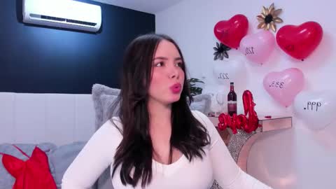 Snapshot of prince_mia2 chatting on 02/14/26, 12:24 Mia online show from 02/14/26, 12:24