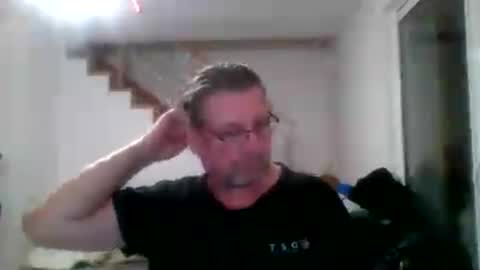 chris online show from 06/18/26, 01:39
