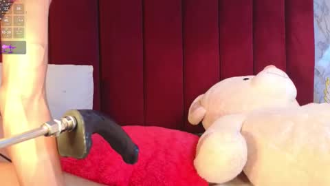 Snapshot of prince_poppy_ chatting on 10/27/25, 09:30 PRINCEPOPPY online show from 10/27/25, 09:30