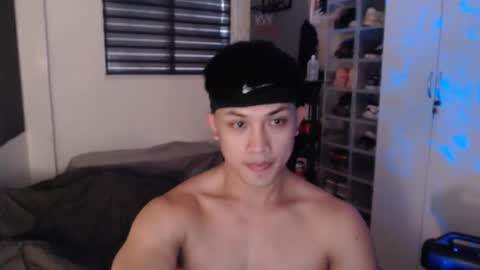 Prince Adrian online show from 03/25/26, 06:52