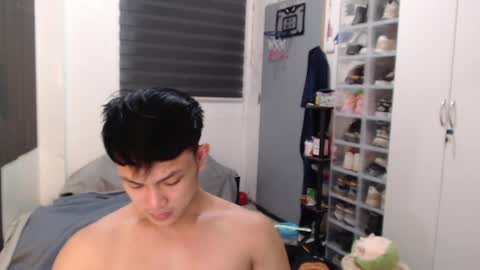 Prince Adrian online show from 04/16/26, 02:51