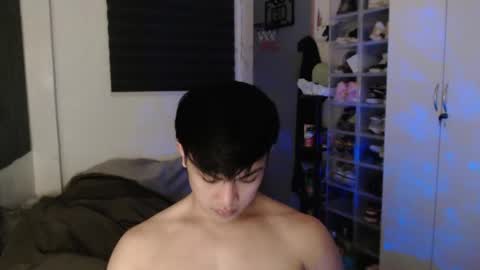 Snapshot of princeadrianx chatting on 05/26/26, 02:35 Prince Adrian online show from 05/26/26, 02:35