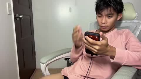 Charls online show from 04/12/26, 03:28