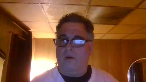 Snapshot of princeofdarkness66 chatting on 02/08/26, 11:52 johnny online show from 02/08/26, 11:52