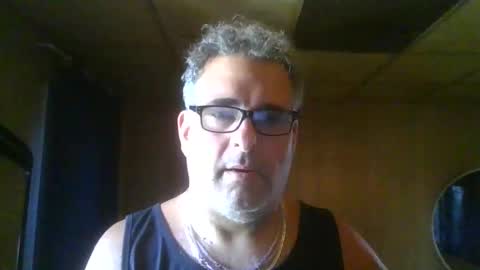 Snapshot of princeofdarkness66 chatting on 06/05/26, 05:07 johnny online show from 06/05/26, 05:07