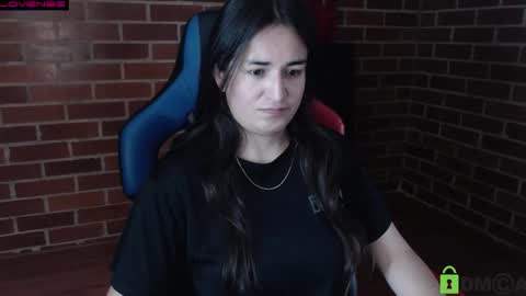 Leia online show from 11/28/25, 12:19