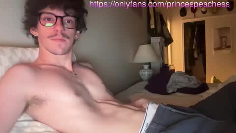 Peaches online show from 10/19/25, 02:01