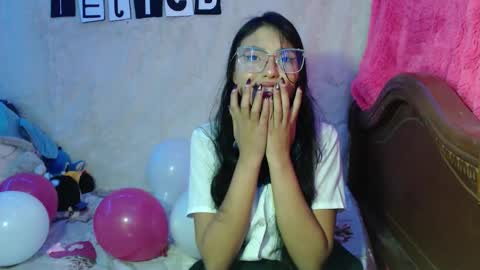 Snapshot of princess_elia chatting on 10/21/25, 11:16 Elia online show from 10/21/25, 11:16