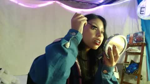 Snapshot of princess_elia chatting on 12/01/25, 10:04 Elia online show from 12/01/25, 10:04