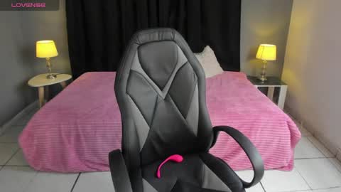 Paula Princess online show from 04/15/26, 07:58