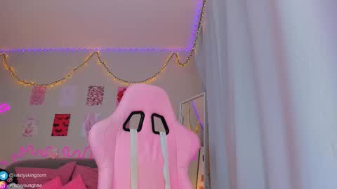 Kristy online show from 02/07/26, 06:39