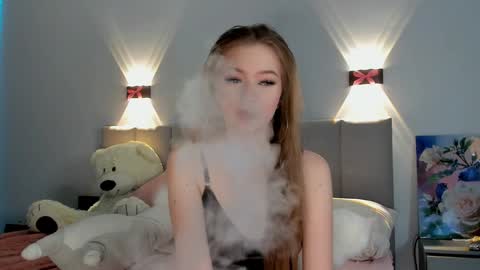 Snapshot of princess_nier chatting on 01/13/25, 08:37 Princess Diana online show from 01/13/25, 08:37