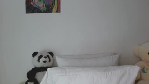 Sophie online show from 12/01/25, 03:44