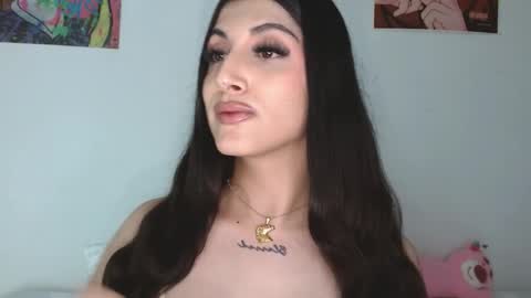 Snapshot of princess_ofyourdreams chatting on 02/11/26, 04:06 Sophie online show from 02/11/26, 04:06