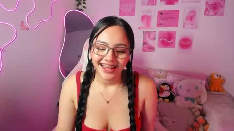 Snapshot of princess_saris chatting on 04/25/26, 09:45 online show from 04/25/26, 09:45