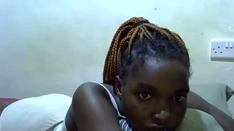 princess_scovia online show from 12/21/25, 03:19