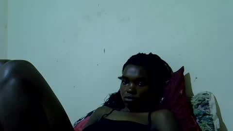 Snapshot of princess_scovia chatting on 06/25/26, 05:28 princess_scovia online show from 06/25/26, 05:28