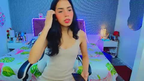 Snapshot of princess_skinny18 chatting on 07/07/26, 05:50 princess_skinny18 online show from 07/07/26, 05:50