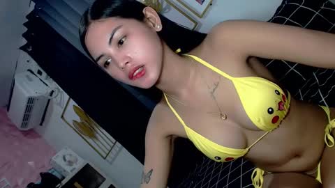 Snapshot of princess_stellaxx chatting on 01/28/25, 08:26 Estela online show from 01/28/25, 08:26