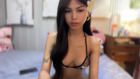 Snapshot of princess_stellaxx chatting on 10/26/25, 02:39 Estela online show from 10/26/25, 02:39