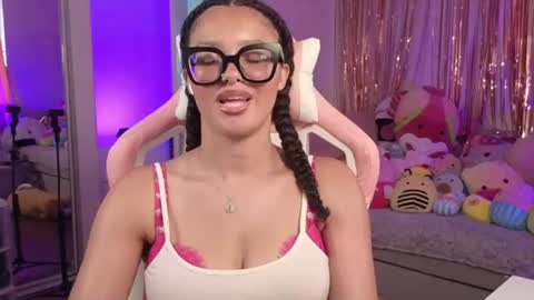 Snapshot of princessamberrrxo chatting on 07/10/26, 02:05 Amber online show from 07/10/26, 02:05