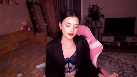 princessamira1 online show from 01/10/26, 03:47