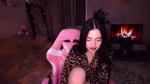 princessamira1 online show from 02/01/26, 05:11