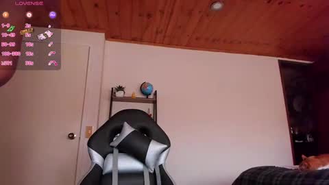 Cori online show from 02/20/25, 01:40