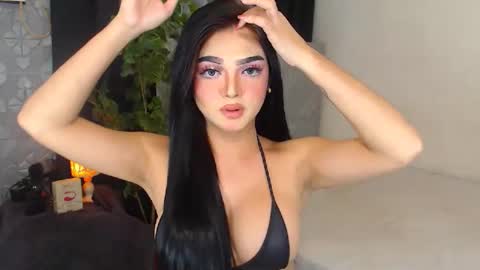 Snapshot of princesshugecumontop chatting on 12/03/24, 12:49 PrincessDONT FORGET TO FOLLOW ME online show from 12/03/24, 12:49